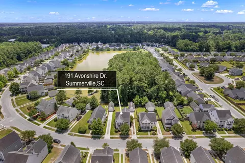191 Avonshire Dr, Summerville, SC 29483