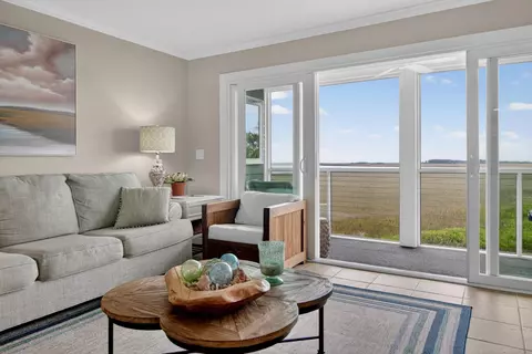 96 Mariners Cay Dr, Folly Beach, SC 29439