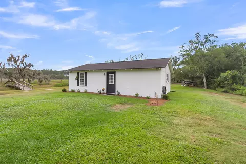 6504 Rozier Rd, Meggett, SC 29449