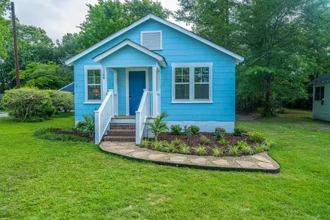 1146 Bennett Cir, Holly Hill, SC 29059