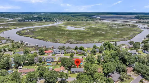 5908 Commonwealth Cir, Hanahan, SC 29410