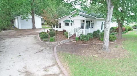 113 Winter St, Eutawville, SC 29048
