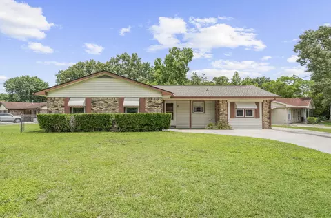 2 Elberton Ave, Goose Creek, SC 29445
