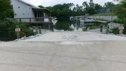 1501 Tailrace Dr, Moncks Corner, SC 29461