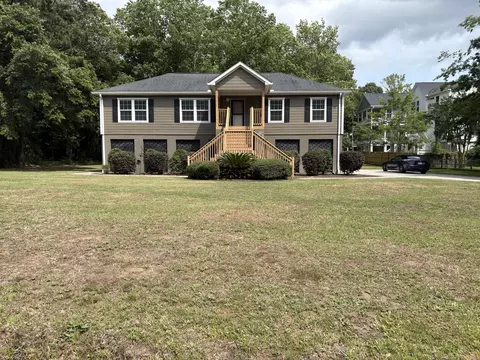 3671 Pandora Dr, Mount Pleasant, SC 29466