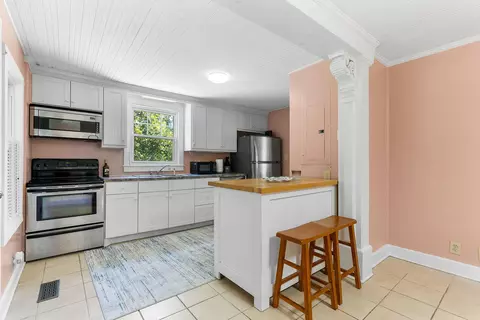 Kitchen - 1737 Pinopolis Rd, Moncks Corner, SC 29461 photo 1 of 4