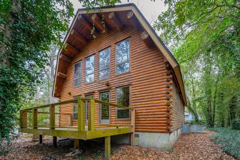 415 W Carolina Ave, Summerville, SC 29483