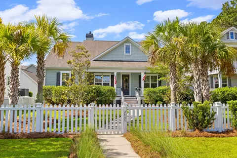2685 Park West Blvd, Mount Pleasant, SC 29466