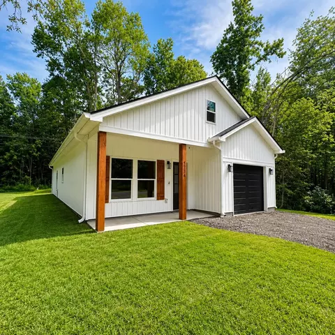 5734 Glifton Ave, Ravenel, SC 29470