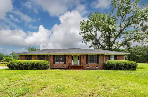 1757 Zion Rd, Dorchester, SC 29437