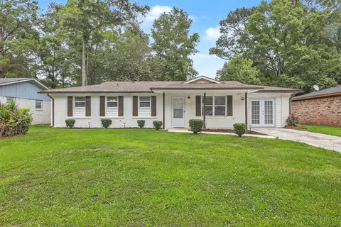 108 Bee St, Summerville, SC 29483