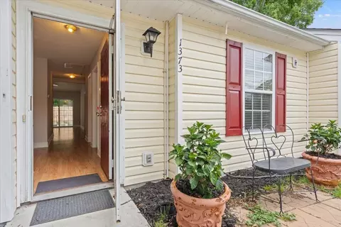 1373 Pinnacle Ln, Charleston, SC 29412