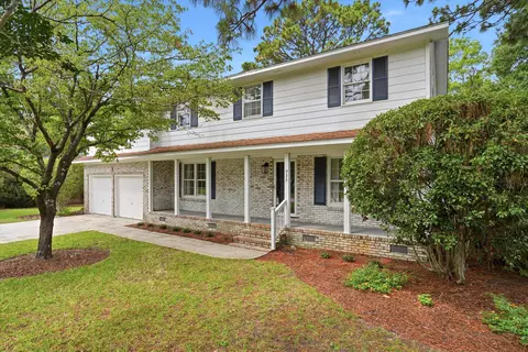 932 Tall Pine Rd, Mount Pleasant, SC 29464