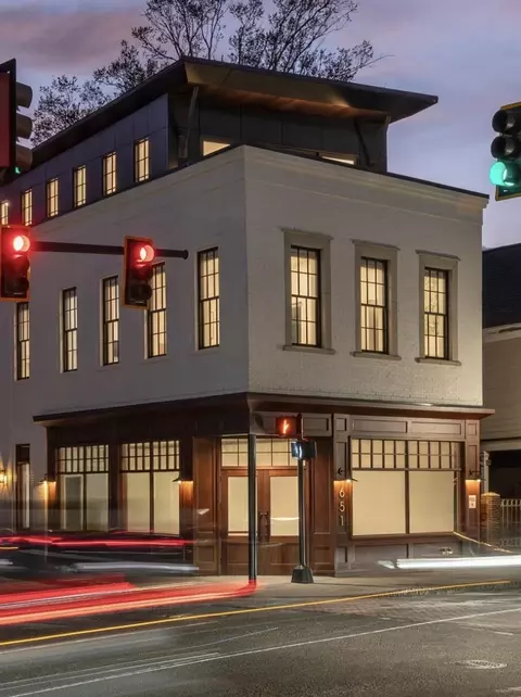 651 King St, Charleston, SC 29403