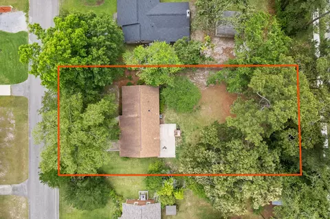 411 Forest Cir, Summerville, SC 29483