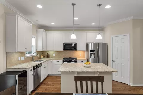 Kitchen - 527 Nelliefield Trl, Wando, SC 29492 photo 1 of 4