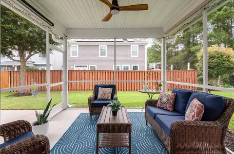 Exterior - 527 Nelliefield Trl, Wando, SC 29492 photo 6 of 12