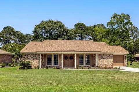 126 W Marion Rd, Summerville, SC 29486
