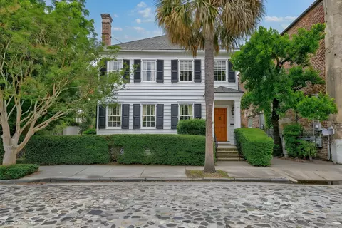 10 Chalmers St, Charleston, SC 29401