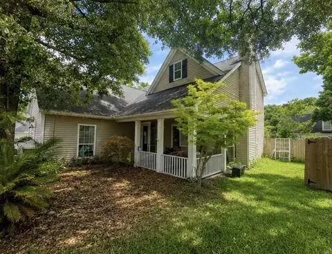 120 Fairbury Dr, Goose Creek, SC 29445