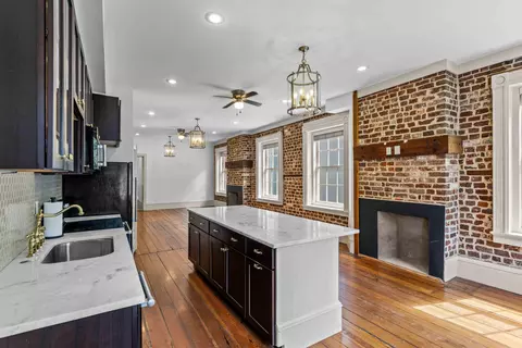 35 Society St #E, Charleston, SC 29401