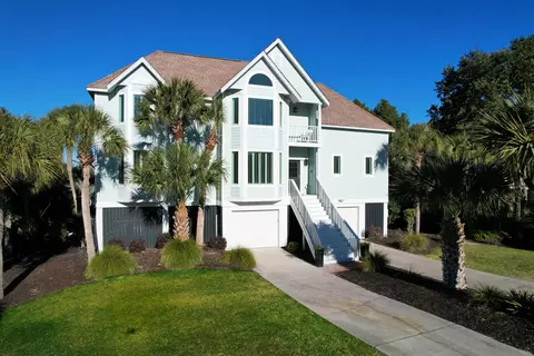 65 Ocean Point Dr, Isle Of Palms, SC 29451