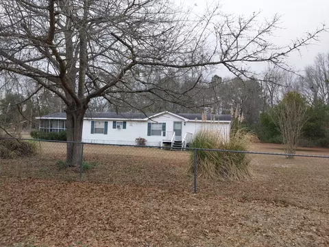 125 Silver Ln, Barnwell, SC 29812