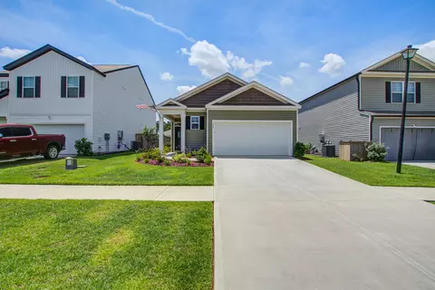 527 Red Twig Rd, Summerville, SC 29486