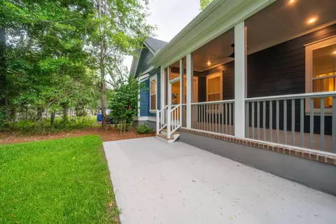 Exterior - 717 Eagle St, Mount Pleasant, SC 29464 photo 12 of 17