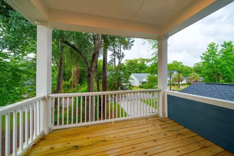 Exterior - 717 Eagle St, Mount Pleasant, SC 29464 photo 8 of 17