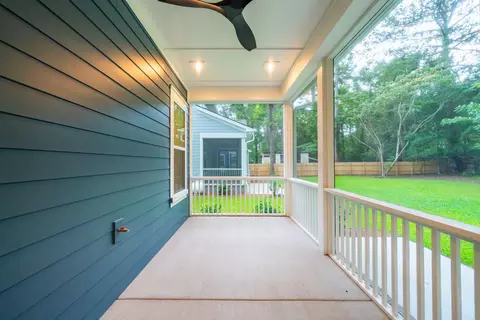 Exterior - 717 Eagle St, Mount Pleasant, SC 29464 photo 9 of 17
