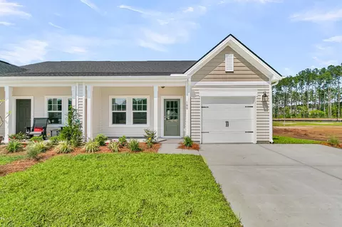 1068 Dusk Dr, Summerville, SC 29486
