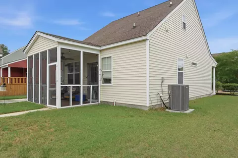 Exterior - 213 Killarney Trl, Moncks Corner, SC 29461 photo 3 of 6