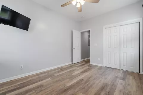 Bedroom - 213 Killarney Trl, Moncks Corner, SC 29461 photo 6 of 8