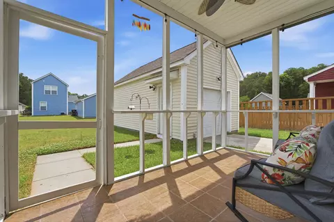 Exterior - 213 Killarney Trl, Moncks Corner, SC 29461 photo 4 of 6