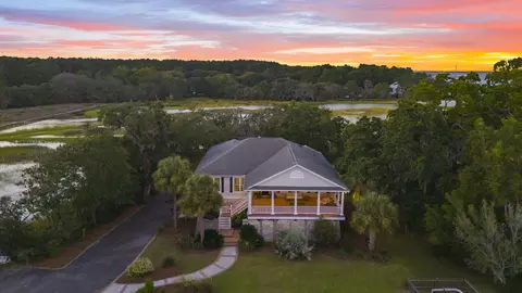 2411 Kemway Rd, Johns Island, SC 29455