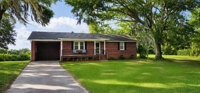 124 Whistling Swan Rd, Elloree, SC 29047