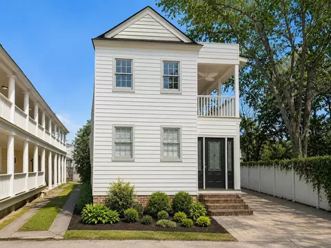 8 Islington Ct, Charleston, SC 29403