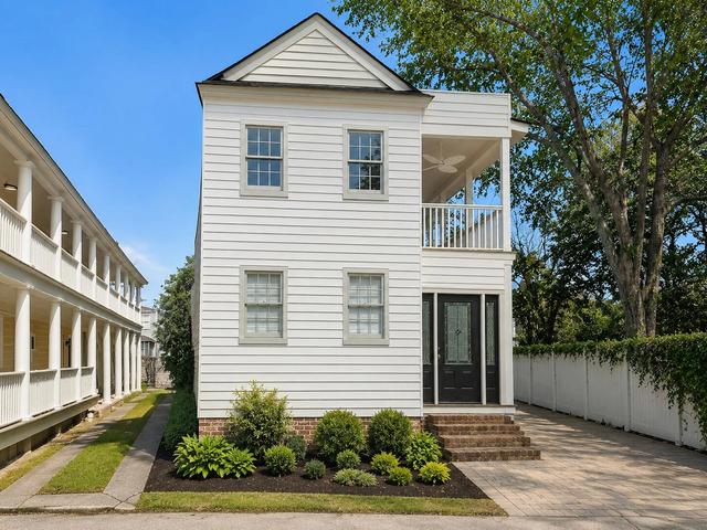 8 Islington Ct, Charleston, SC 29403