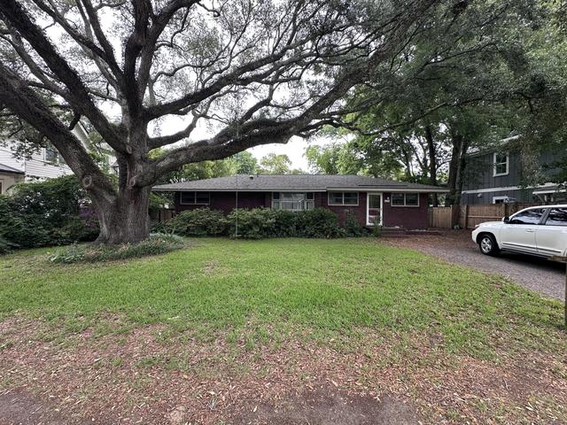 1496 Seminole St, Mount Pleasant, SC 29464