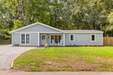 1527 Staffordshire Dr, Charleston, SC 29407