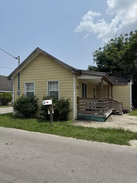 1969 Comstock Ave, North Charleston, SC 29405