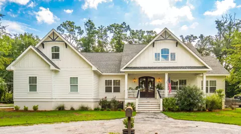 205 Holly Inn Rd, Summerville, SC 29483