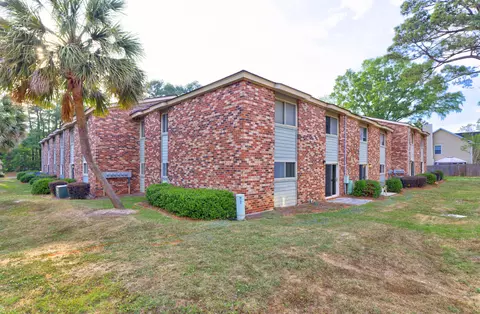 805 Andrea Ln, Hanahan, SC 29410