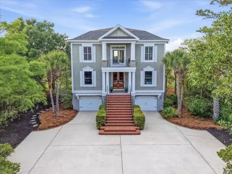 37 Seagrass Ln, Isle Of Palms, SC 29451