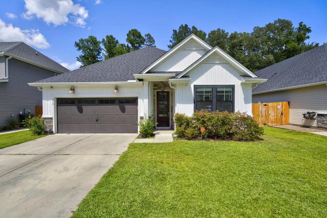 276 Whirlaway Dr, Moncks Corner, SC 29461