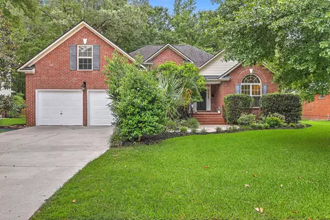 8708 Alexandria Dr, North Charleston, SC 29420