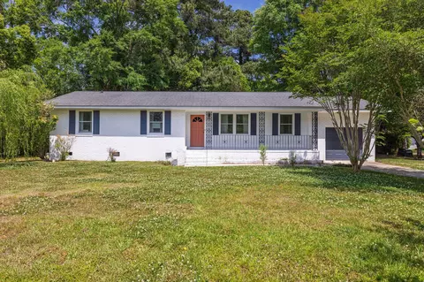 18 Carson Dr, Charleston, SC 29407
