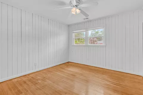 1221 Byron Rd, Charleston, SC 29407