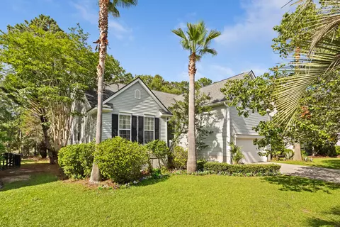 1927 Palmetto Isle Dr, Mount Pleasant, SC 29466